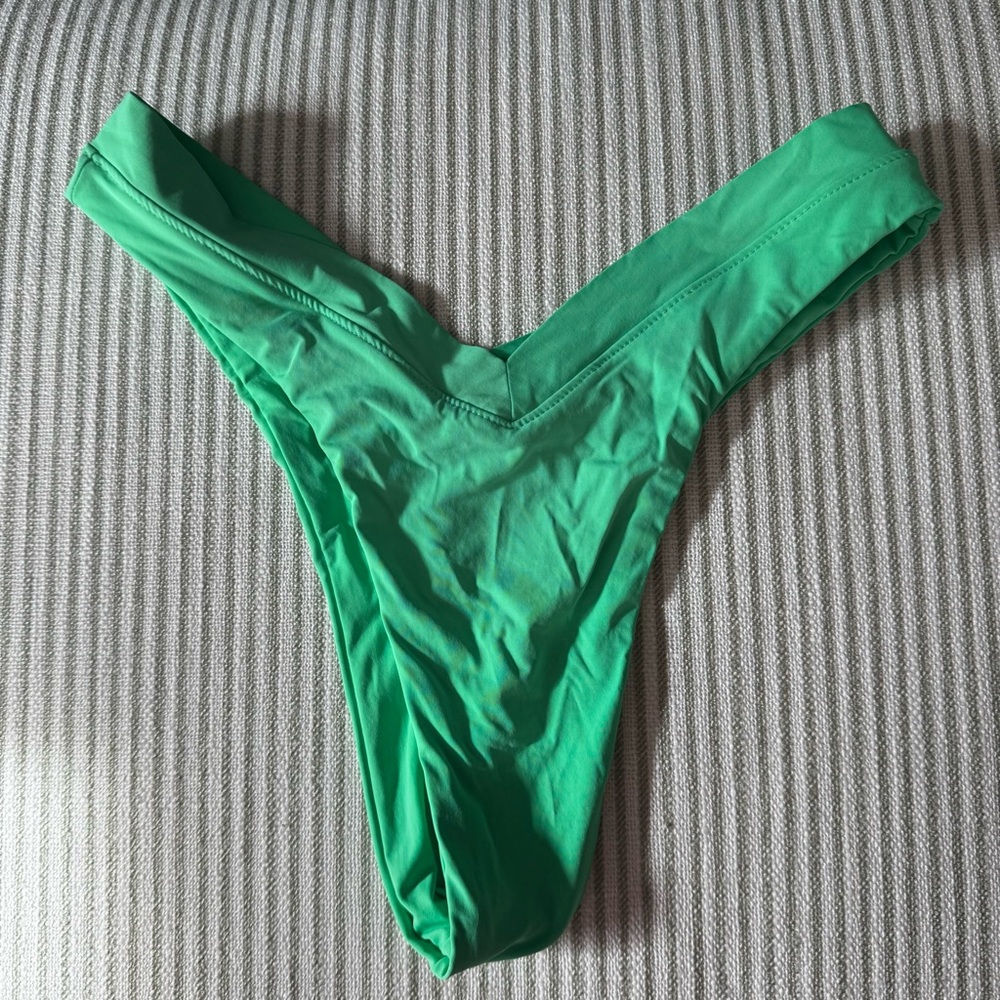 ONEONE Swimwear Jesse Bikini Bottom - Green Jungle